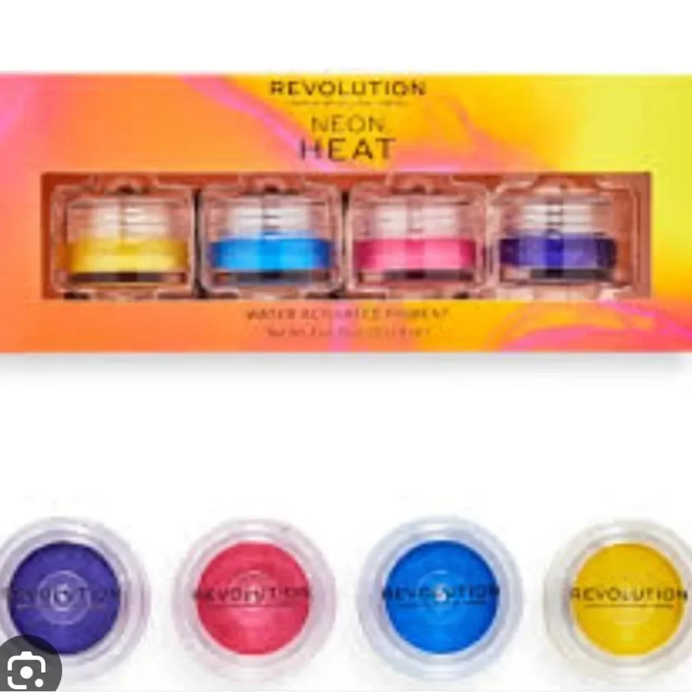Revolution Beauty Neon‎ Heat Hydra Liner Set